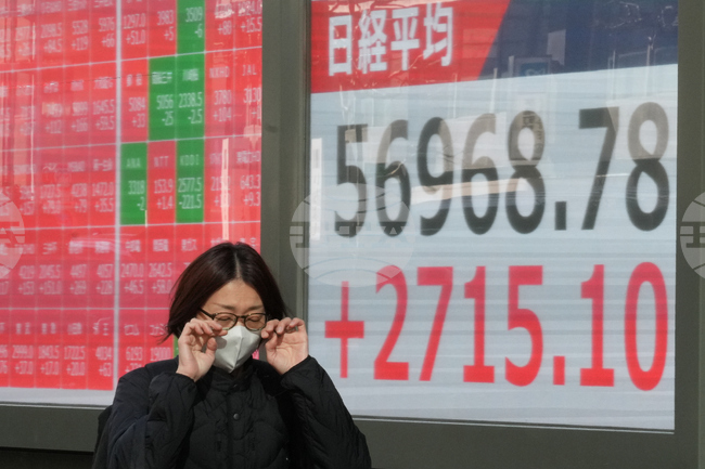 С уверен растеж приключи борсовата търговия в Токио след снощните умерени ръстове на Уолстрийт