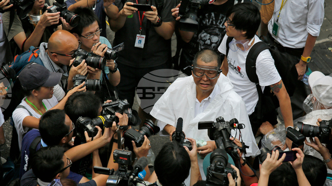 Медийният магнат Джими Лай е заслужил да бъде строго наказан съгласно закона, заяви Китай