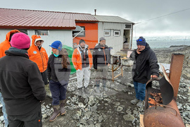 Antarctica - 34th Bulgarian Expedition - Spanish Base