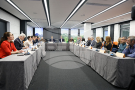 Интер експо център - публична дискусия - „Млади семейства и доходи“