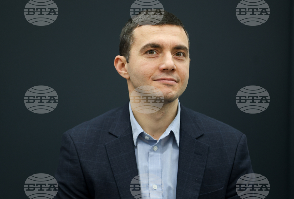 Интер експо център - публична дискусия - „Млади семейства и доходи“