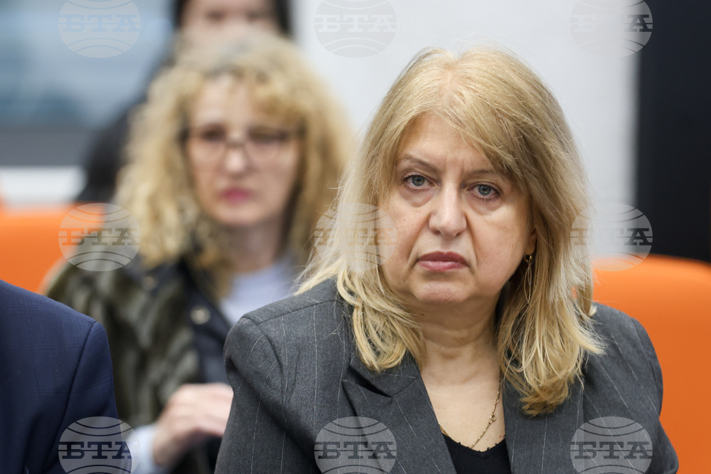 Интер експо център - публична дискусия - „Млади семейства и доходи“