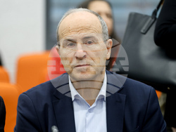 Интер експо център - публична дискусия - „Млади семейства и доходи“