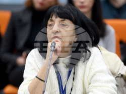 Интер експо център - публична дискусия - „Млади семейства и доходи“