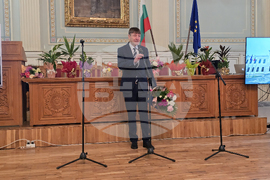 Свищов - патронен празник - Търговска гимназия