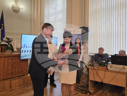 Свищов - патронен празник - Търговска гимназия