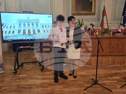 Свищов - патронен празник - Търговска гимназия