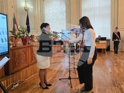 Свищов - патронен празник - Търговска гимназия