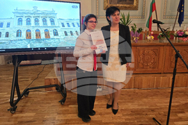 Свищов - патронен празник - Търговска гимназия