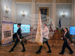 Свищов - патронен празник - Търговска гимназия