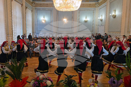 Свищов - патронен празник - Търговска гимназия