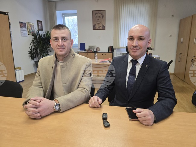 На среща в Петрич са обсъдени мерки за разрешаване на проблема с честите прекъсвания на електрозахранването в Подгорския район