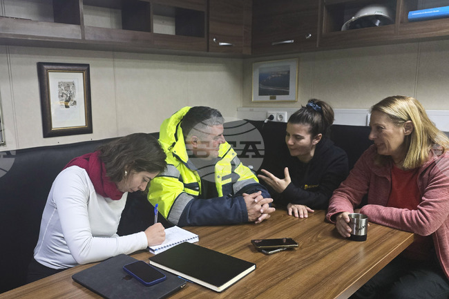 Admiral Boyan Mednikarov, Prof. Miroslav Tsvetkov Hold Working Meeting with Scientists Aboard RSV 421