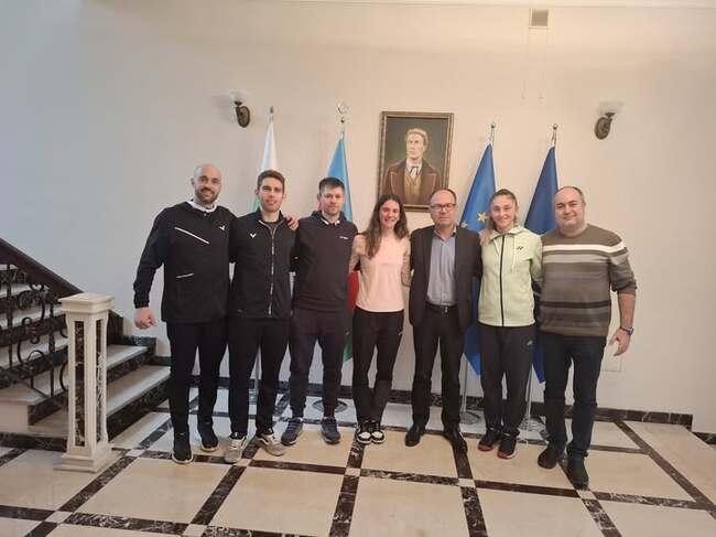 Български бадминтонисти се срещнаха с посланика на България в Азербайджан по време на международен турнир в Баку