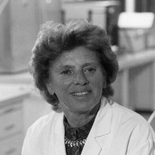 Аджерпрес: Микробиоложка от румънски произход е сред 72 жени учени, чиито имена ще бъдат изписани на фриз на Айфеловата кула