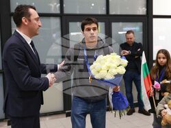 Летище „Васил Левски“ - Тервел Замфиров - посрещане