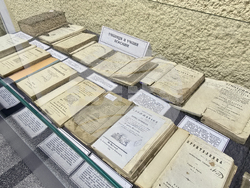 Панагюрище - Общинска библиотека „Марин Дринов“ - изложба на Старопечатни книги