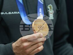 Летище „Васил Левски“ - Тервел Замфиров - посрещане