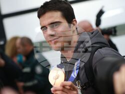 Летище „Васил Левски“ - Тервел Замфиров - посрещане