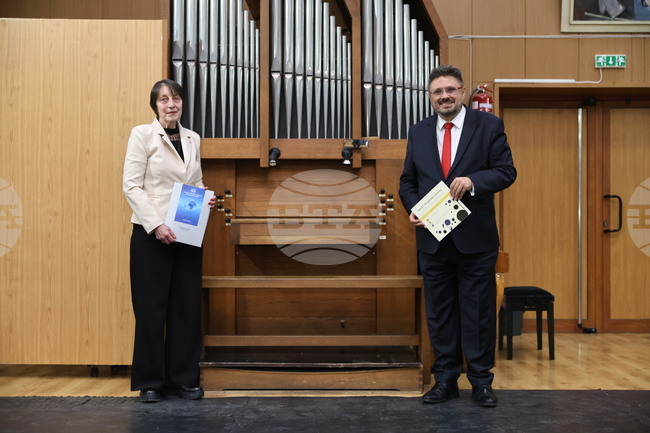 Българската телеграфна агенция и НУМТИ „Добрин Петков“- Пловдив сключиха договор за медийно партньорство