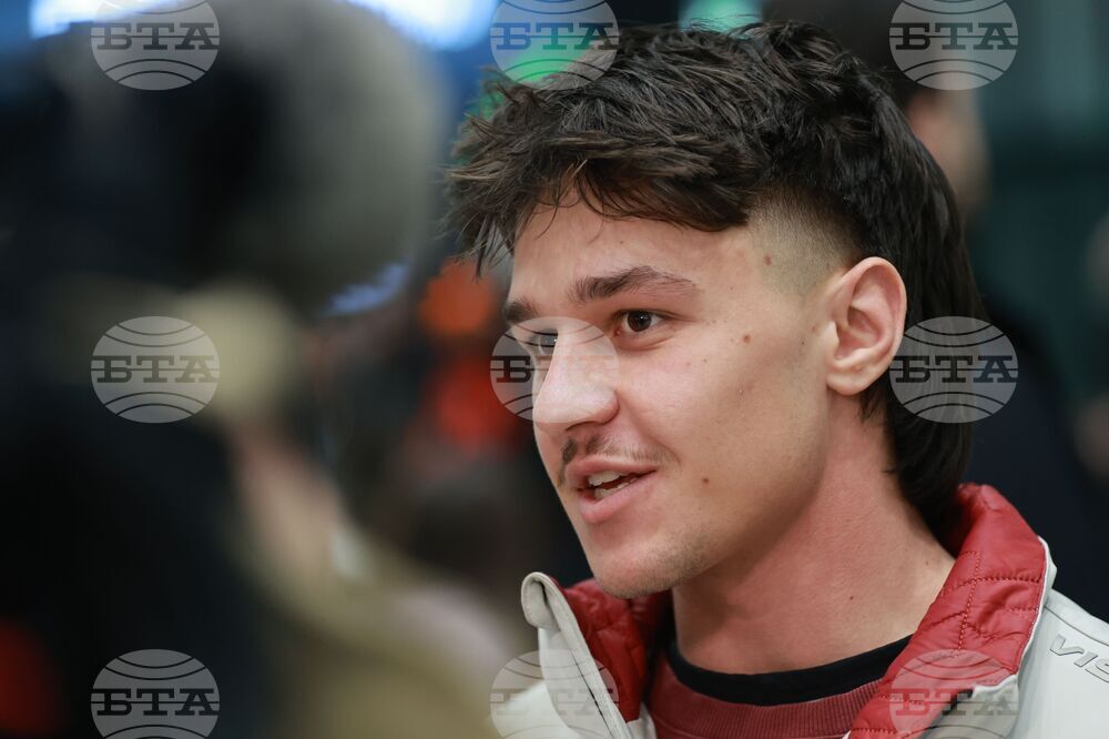 Летище „Васил Левски“ - Кристиан Георгиев