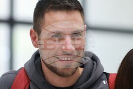 Летище „Васил Левски“ - Радослав Янков - посрещане