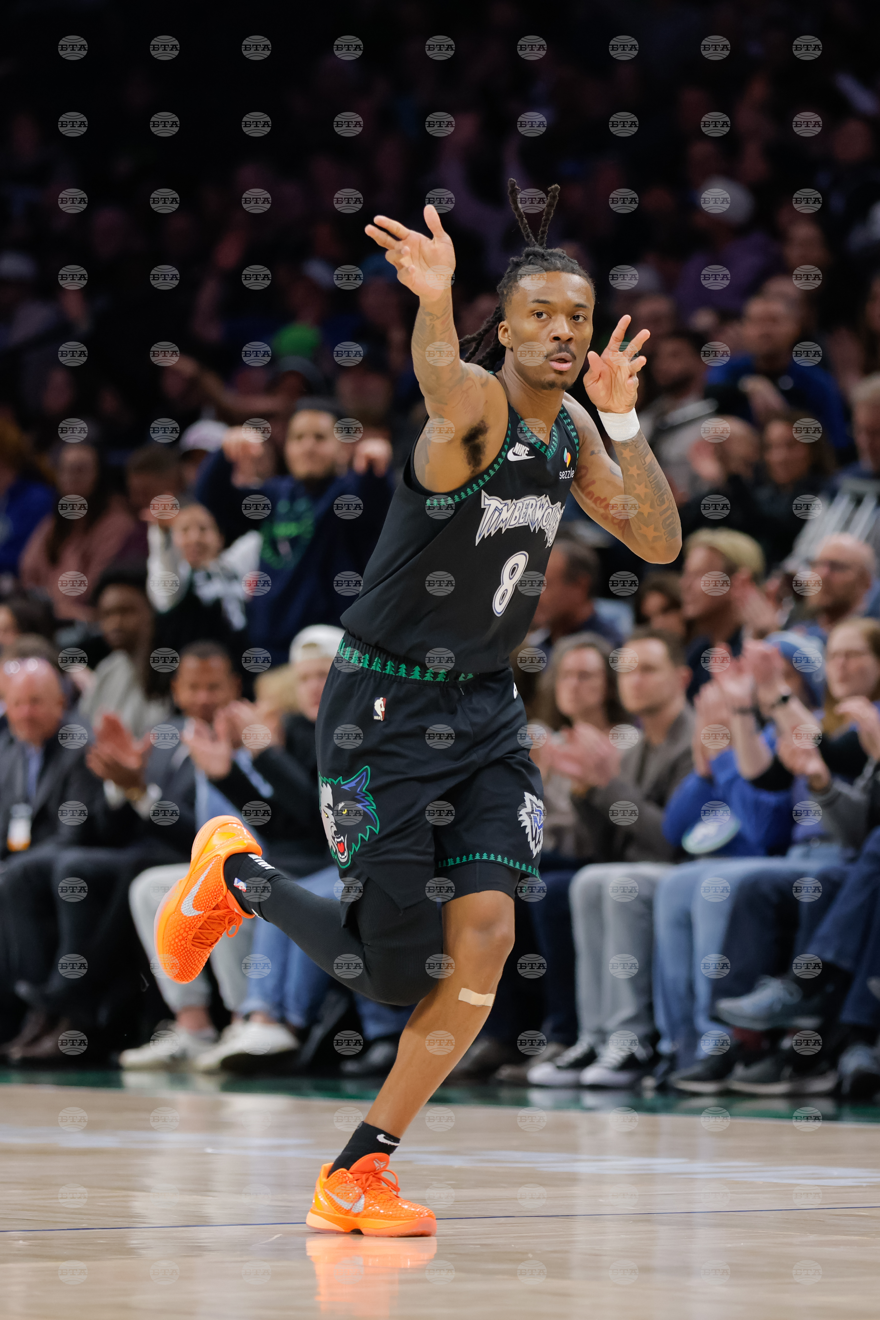 Hawks Timberwolves Basketball