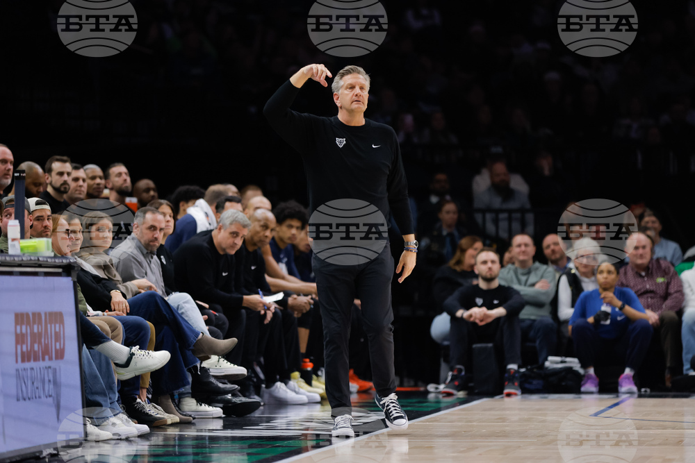 Hawks Timberwolves Basketball