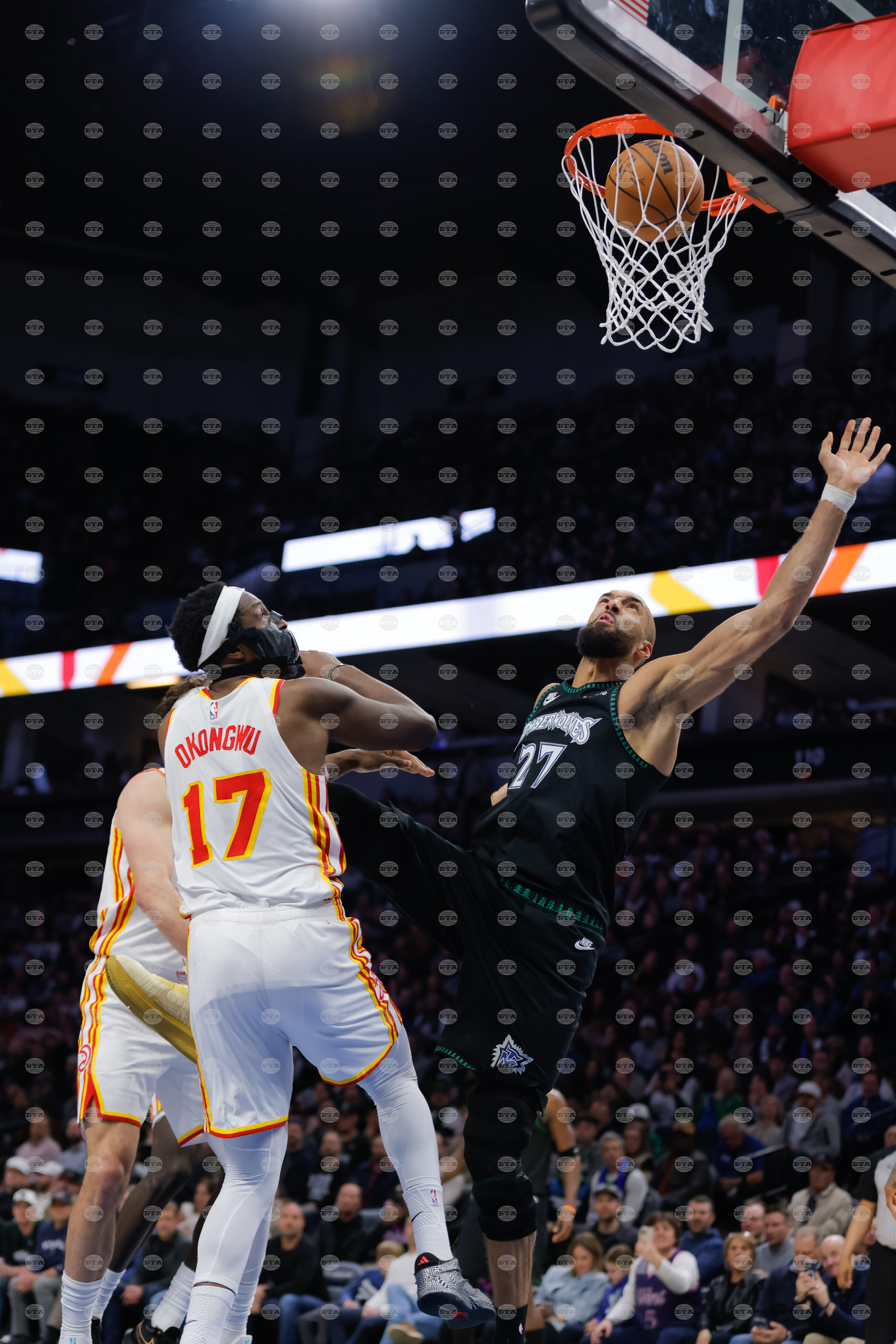 Hawks Timberwolves Basketball