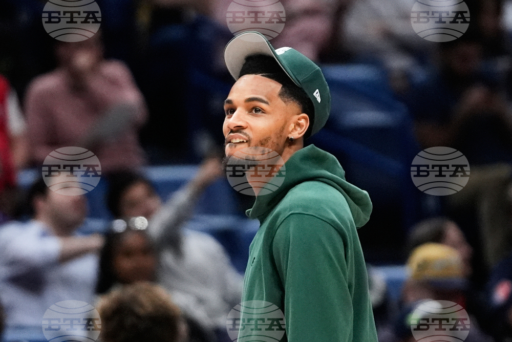 Kings Pelicans Basketball