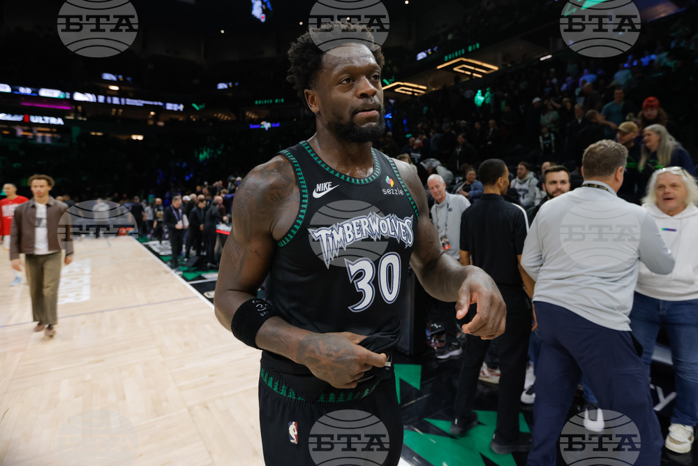 Hawks Timberwolves Basketball