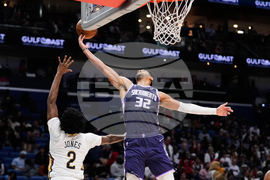 Kings Pelicans Basketball