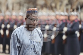 Сулейман Исаку - акредитивни писма