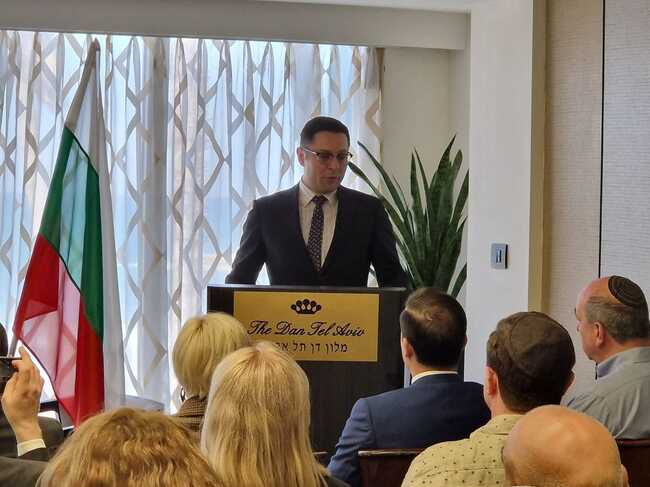 Министър Пулев в Израел: Български и израелски компании ще си партнират във високите технологии и киберсигурността