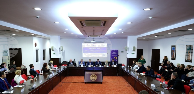 Media Use of AI Discussed at Roundtable in Sofia