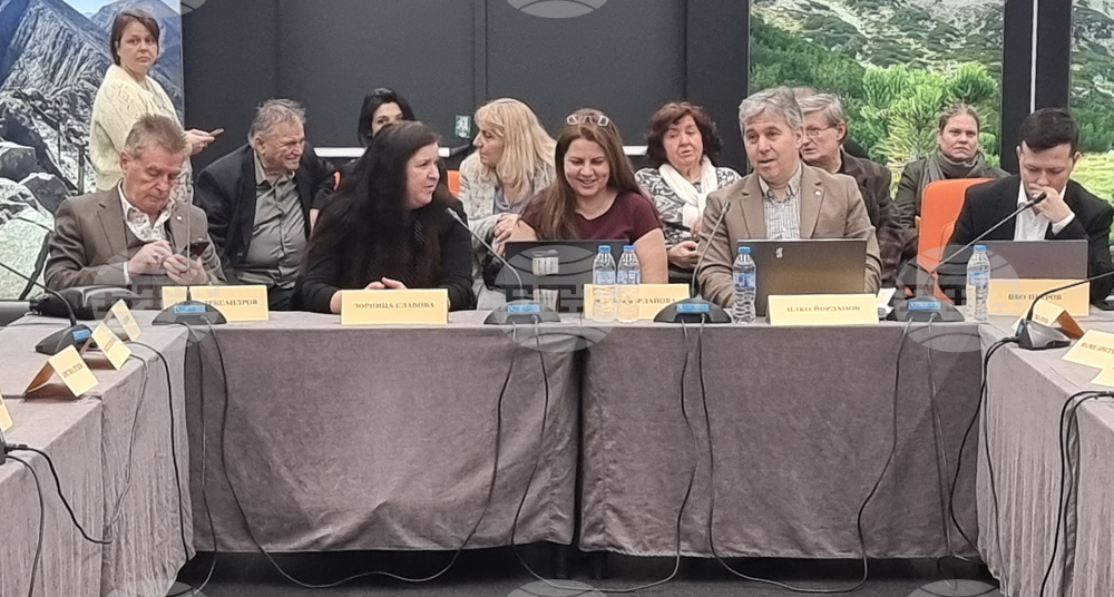 „За образование, което развива децата ни като пълноценни и щастливи хора“ - дискусия