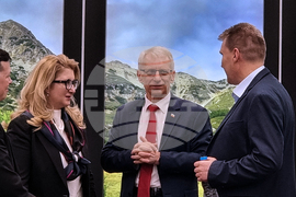 „За образование, което развива децата ни като пълноценни и щастливи хора“ - дискусия