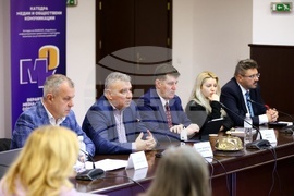 УНСС - кръгла маса  - „Изкуствен интелект и етични стандарти в медиите“