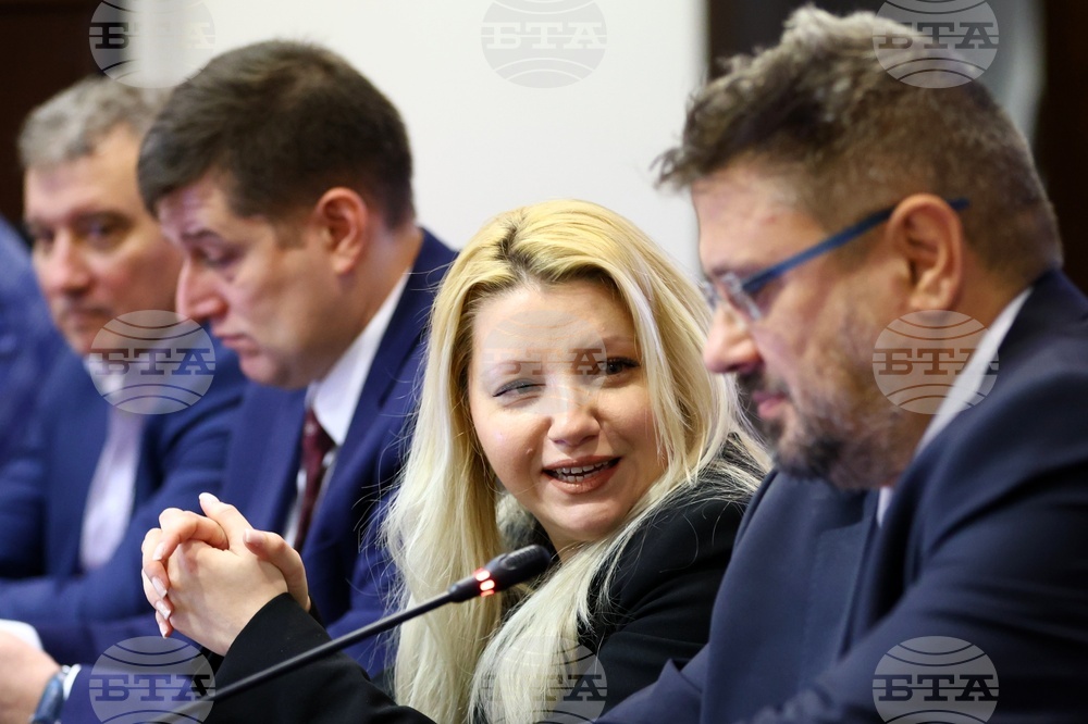 УНСС - кръгла маса  - „Изкуствен интелект и етични стандарти в медиите“