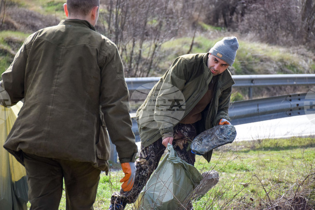 Благоевград - почистване - „С мисъл за утре"