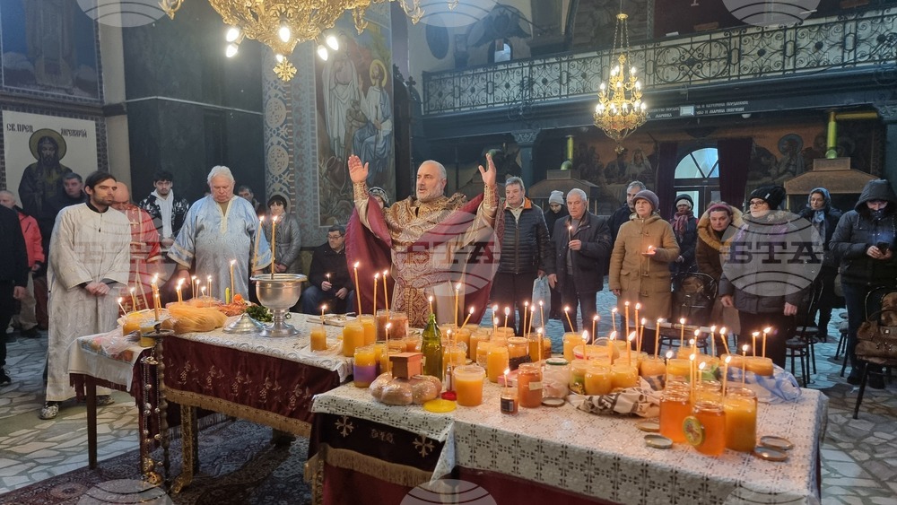 Добрич - храм „Св. Троица“ - св. Харалампий