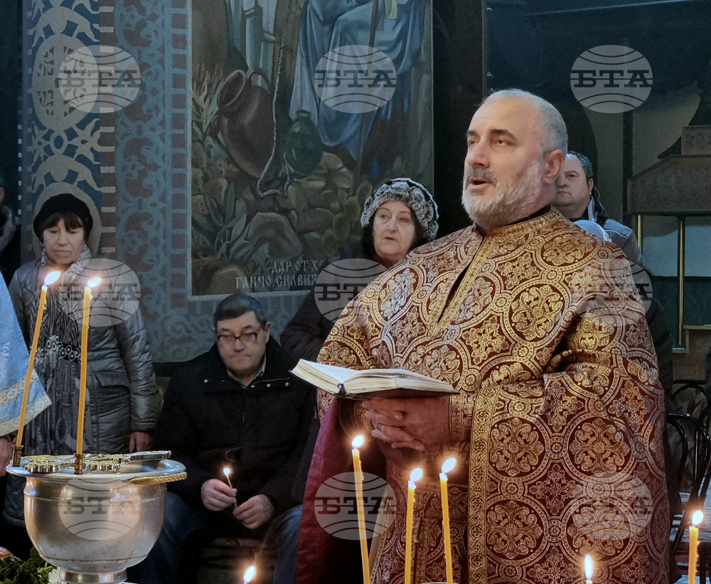 Добрич - храм „Св. Троица“ - св. Харалампий