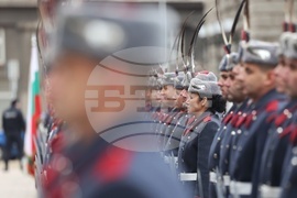 Национална гвардейска част - жени - военнослужещи