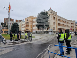 Република Северна Македония - Скопие - парламент - блокада