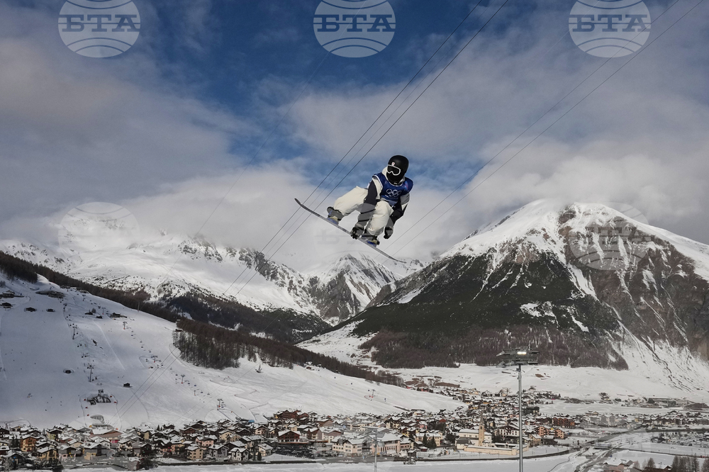 APTOPIX Milan Cortina Olympics Snowboard