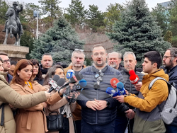 Република Северна Македония - Скопие - парламент - блокада