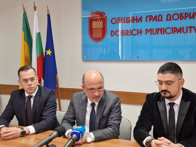 Министър Меджидиев: Лекари от МБАЛ – Добрич ще извършват прегледи в труднодостъпните и отдалечени места в областта