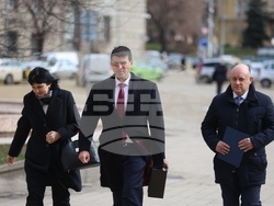 „Величие“ - президент - консултации - пристигане