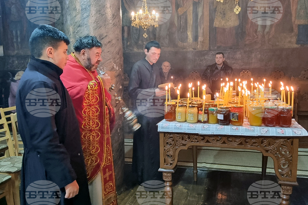 Смолян - храм „Св. Неделя” - празник