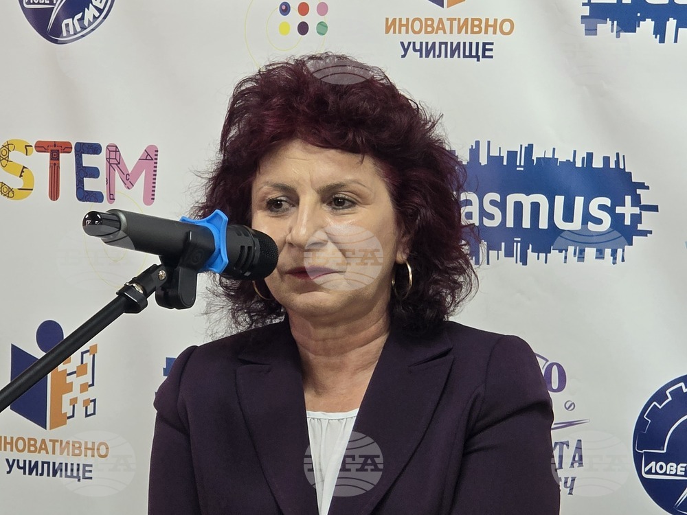 Ловеч - Професионалната гимназия по механоелектротехника - празник на училището